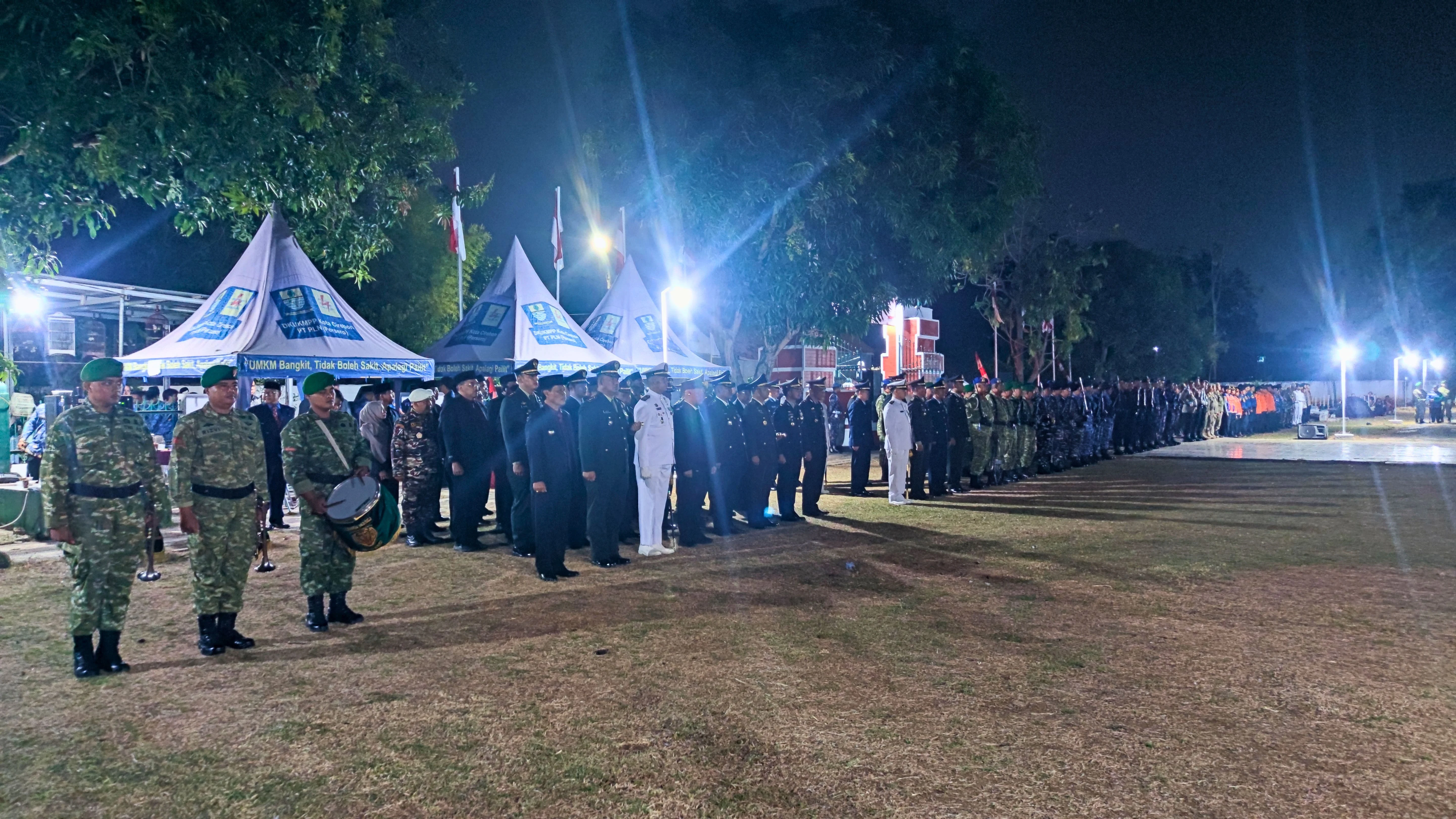 Kecamatan Harjamukti Mengikuti Apel Kehormatan dan Renungan Suci HUT ke-81 Kemerdekaan RI Digelar Khidmat di TMP Kesenden