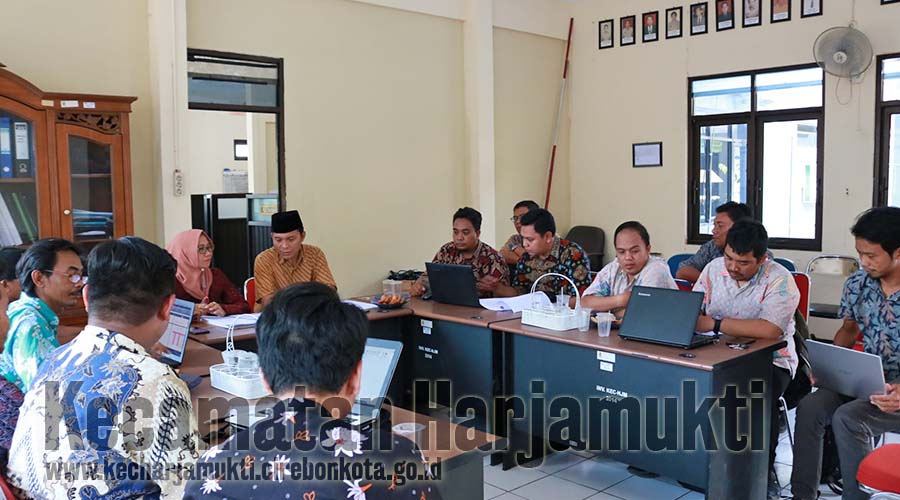 Tim IT Se-Kecamatan Harjamukti Bahas Penyusunan Profil Kelurahan dan Kecamatan